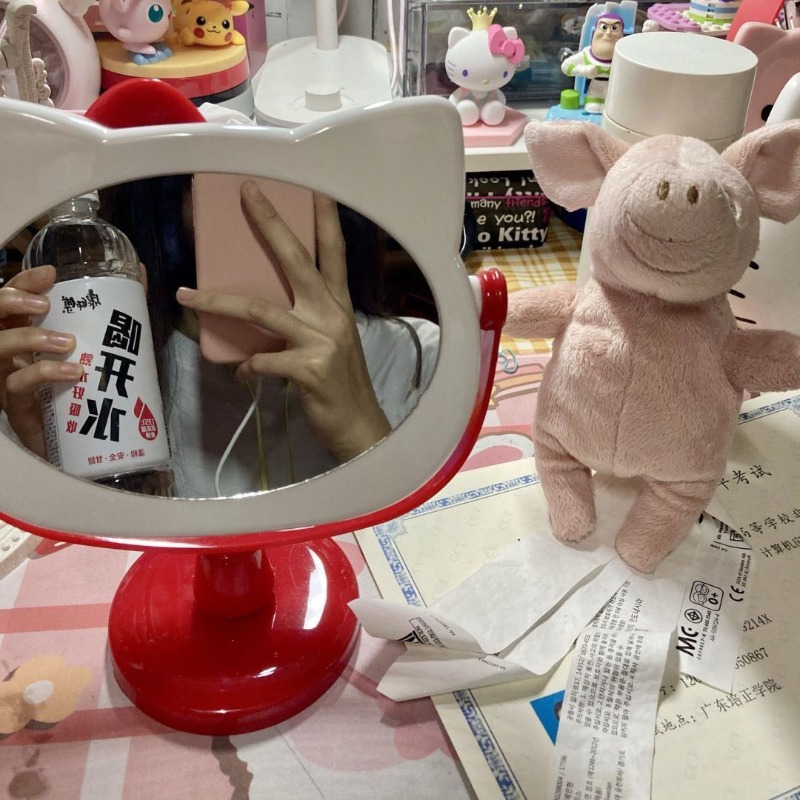 Hello Kitty Desktop Vanity Mir - Beauty Makeup Vanity Set review and price